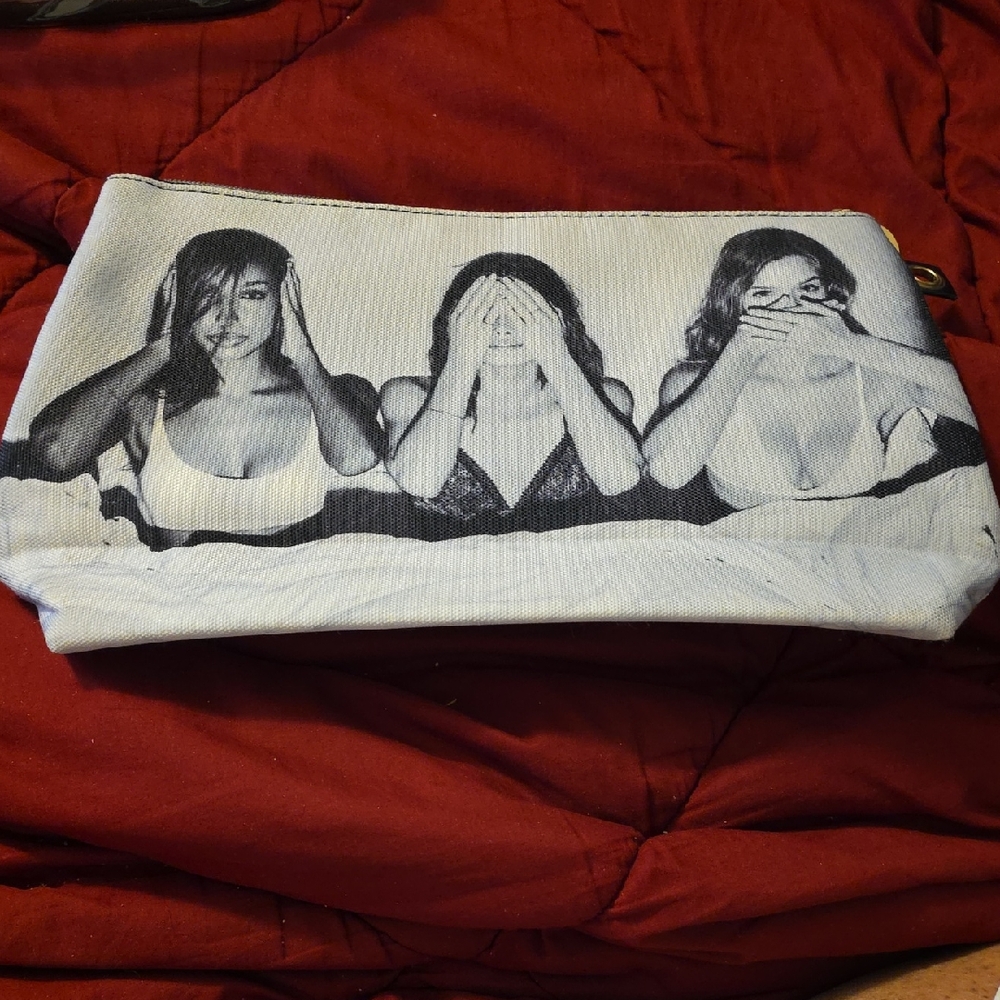 VICTORIA'S SECRETS CLUTCH BAG
